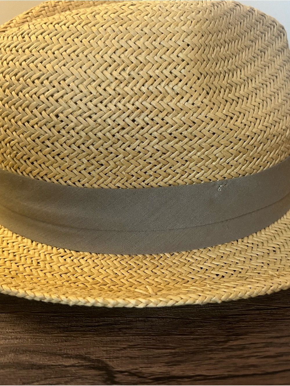 Old Navy Men's Beige Straw Fedora Hat